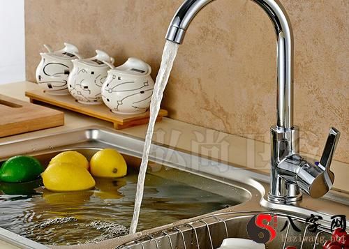 梦见水流进家里