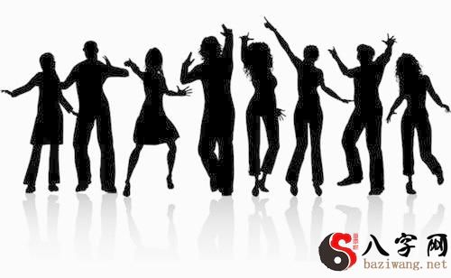 梦见自己和一群人跳舞